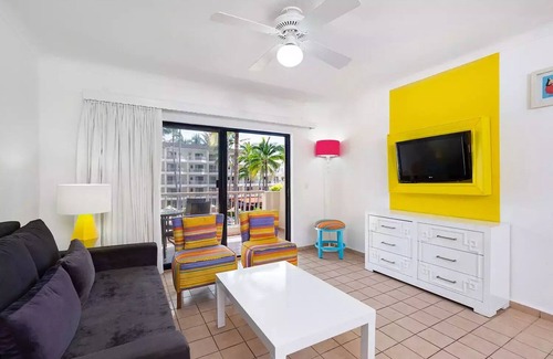 South Hotel Zone Complejo | 1 Bedroom Suite in marvelous Puerto Vallarta