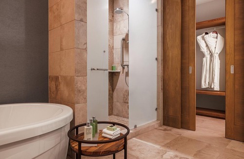 Nuevo Vallarta Hotel | 1 Bedroom Unit at Vidanta World Exclusive VIP Park and Free Sky Dream Gondolas