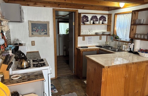 Hays County Cabaña | 1 Bedroom Vacation Cottage in San Marcos/Wimberley, TX