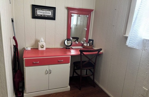 Hays County Cabaña | 1 Bedroom Vacation Cottage in San Marcos/Wimberley, TX