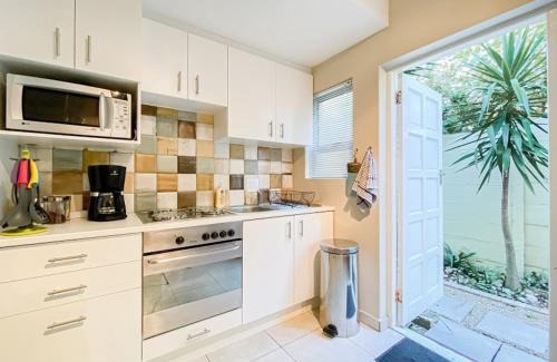 West Beach Apartamento | 1 Bedroomed Serendipity Cottage West Beach, Cape Town