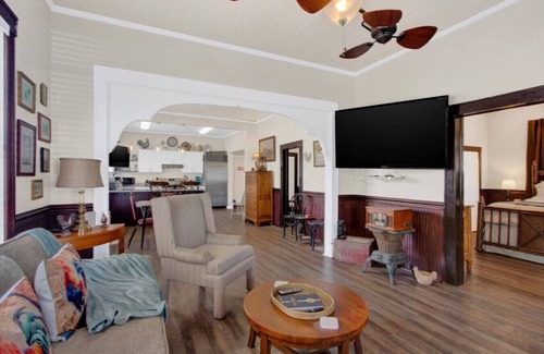 Historic Ybor Casa | 1 Block From 7th Ave Charming Ybor City Retreat