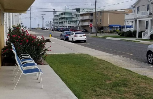 Wildwood Crest Casa | 1 block from the beach . Ocean view cozy beach house . Backyard with fire pit .