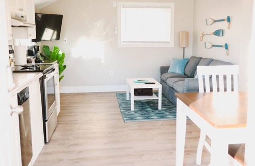 Carolina Beach Condominio | 1 Block to Beach, Restaurants & More! Anchors Away