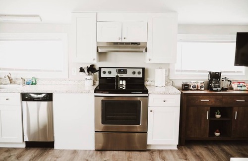Carolina Beach Condominio | 1 Block to Beach, Restaurants & More! Anchors Away