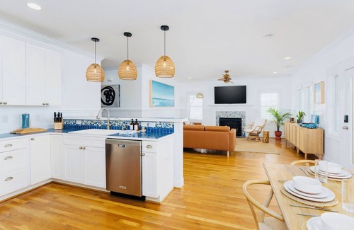 Carolina Beach Cabaña | 1 Block to Beach, Luxe Standalone Cottage, Wave Room!