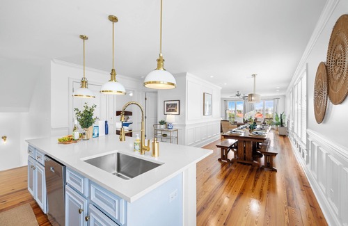 Charleston County Casa | 1 Block to Beach, Newly Renovated 6BDR w/ Rooftop Views | Sand Dune by AvantStay