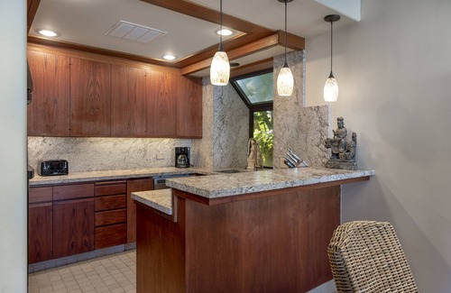 Kamuela Condominio | 1 HAB / 2 BA en el condominio frente al mar en Mauna Lani Terrace