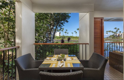 Kamuela Condominio | 1 HAB / 2 BA en el condominio frente al mar en Mauna Lani Terrace