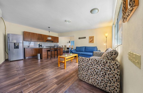 Buenavista Apartamento | 1 BR Beachfront Suite
