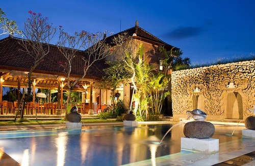 Peliatan Villa | 1 BR Garden Villa en Ubud con jacuzzi privado