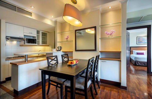 Thung Maha Mek Condominio | 1 BR/ Lumpini Park/ Monthly
