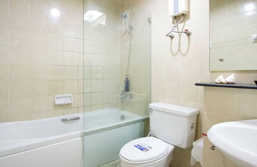 Khlong Tan Condominio | 1 BR Oriental Decor @ BTS Phrom Phong - ¡Gran instalación!