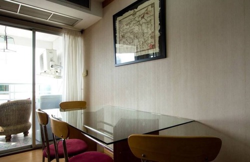 Khlong Tan Condominio | 1 BR Oriental Decor @ BTS Phrom Phong - ¡Gran instalación!