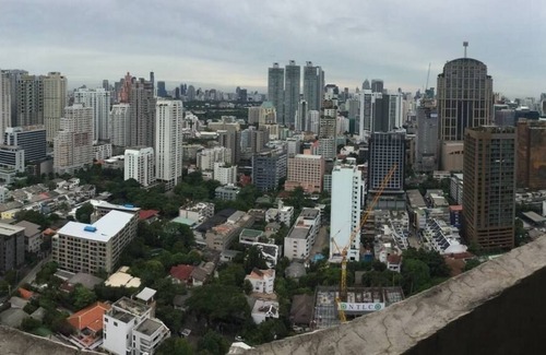 Khlong Tan Condominio | 1 BR Oriental Decor @ BTS Phrom Phong - ¡Gran instalación!