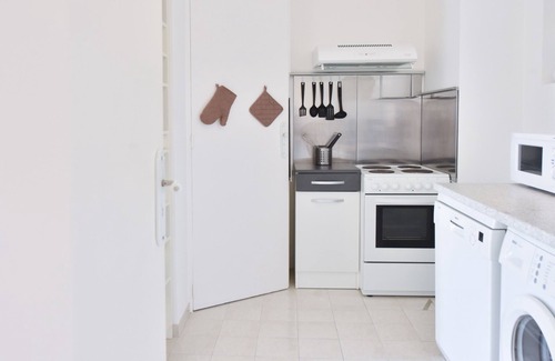 California - Pezou Apartamento | 1-Br Sea view Luxury Residential with pool