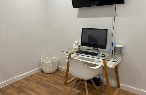 Nassau Apartamento | 1 BR w/ Free Breakfast, Car & Airport Pickup