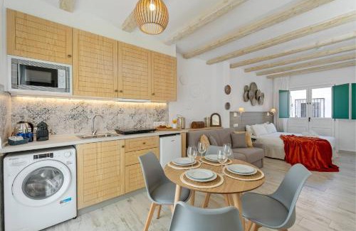 Historic Center of Estepona Apartamento | 1 Casa De la Luz Centro de Estepona Home4u