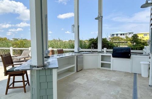 Long Beach Casa | 1 Emerald of the Seas