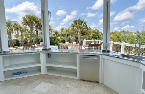 Long Beach Casa | 1 Emerald of the Seas