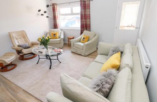 Pembroke Dock Casa | 1 Gloucester Way
