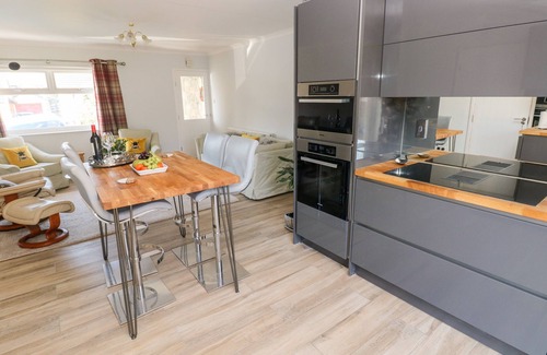 Pembroke Dock Cabaña | 1 Gloucester Way