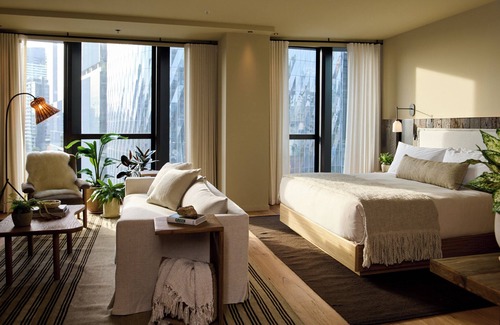 Docklands Hotel | 1 Hotel Melbourne