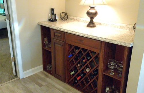 Westgate Casa | 1 King suite 2 queen's bedroom lfamily home great location!