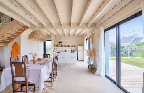 Penmarch Chalet De Esquí | A 1 km de la playa de Pors Carn, casa para 6