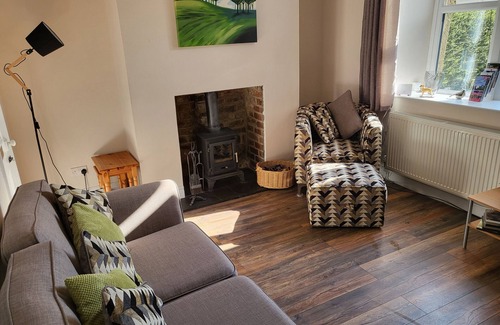 Ingleton Casa | 1 LYTHAM TERRACE, pet friendly, character holiday cottage in Ingleton