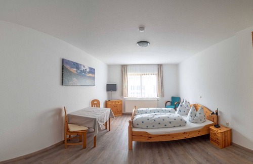 Dettingen an der Erms Casa | 1 - casa de huéspedes Marion