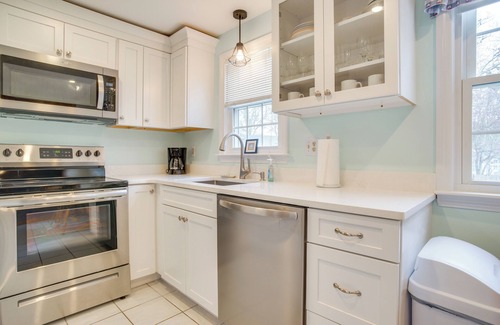West Dennis Cabaña | 1 Mi to Beach: Cape Cod Escape w/ Yard!