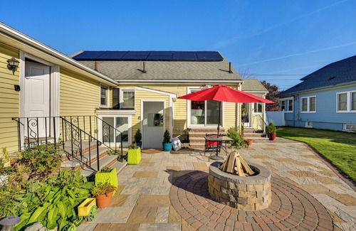 Salem Apartamento | 1 Mi to Downtown Salem: Studio w/ Fire Pit Access