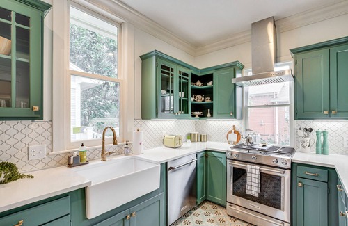 Tyler Casa | 1 Mi to Downtown Tyler: Historic Home w/ Porch!