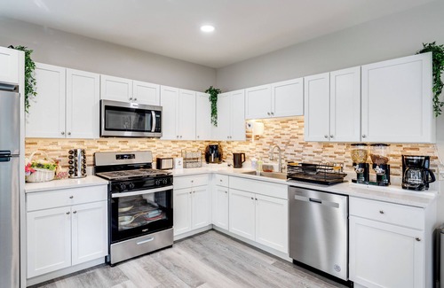Elgin Casa | 1 Mi to Dtwn Elgin: Dutch Colonial w/Lovely Patio