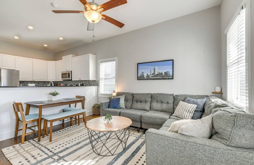 Downtown Casa | 1 Mi to Dtwn: Home w/ Backyard in Raleigh!
