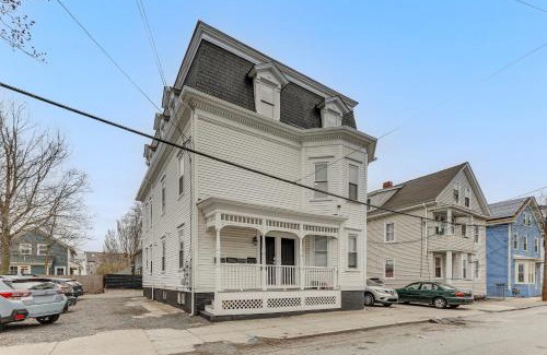 Federal Hill Apartamento | 1 Mi to Dtwn Pet-Friendly Providence Apt with Yard