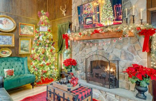 Gouldsboro Casa | 1 Mi to Gouldsboro State Park Cabin with Deck!