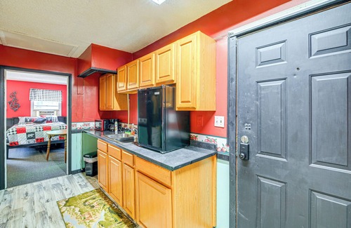 Matewan Apartamento | 1 Mi to Hatfield-McCoy Trails: Apt in Matewan
