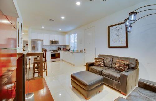 Sun City Apartamento | 1 Mi to Heritage Lake Park Duplex with Patio!
