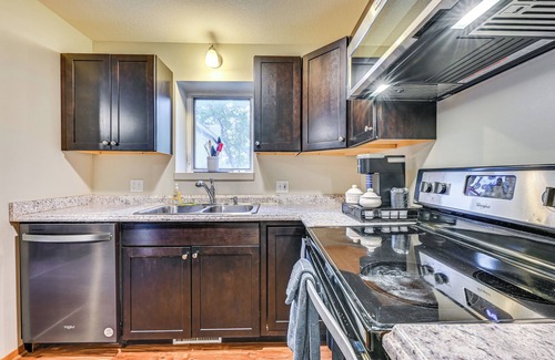 Ames Casa | 1 Mi to Jack Trice Stadium: Townhome w/Balcony