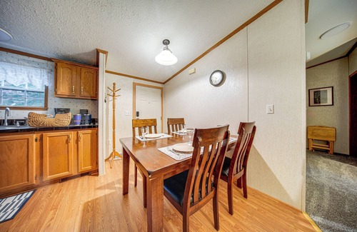 Erie Casa | 1 Mi to Lake Access: Erie Home w/ Private Backyard