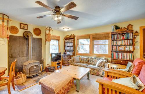 Tahoma Casa | 1 Mi to Lake Tahoe Rustic Cabin with Boat Dock