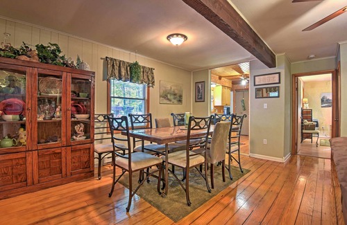 Greentown Casa | ¡Tranquila casa 3BR con terraza cerca del lago Wallenpaupack!