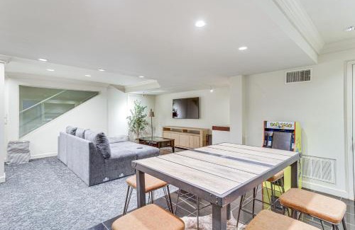 Norman Casa | 1 Mi to OU! Group Getaway with Game Room, Pool