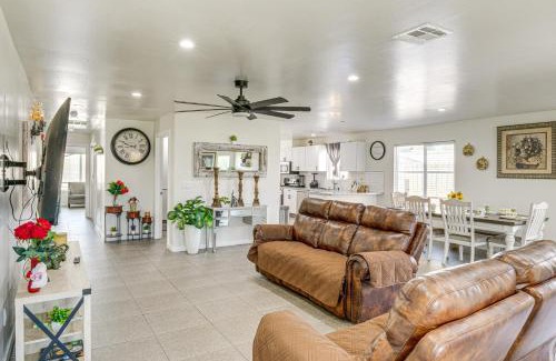 Bakersfield Casa | 1 Mi to Rabobank Arena Home with Gazebo!