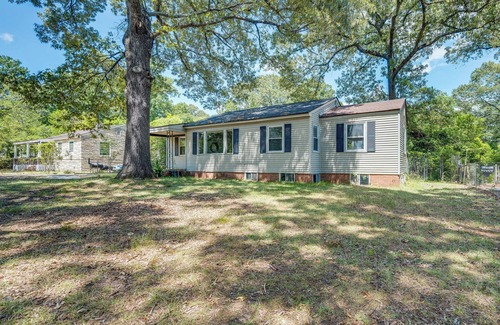 Warner Robins Casa | Sunny Warner Robins Home ~ 1 Mi to Robins AFB!