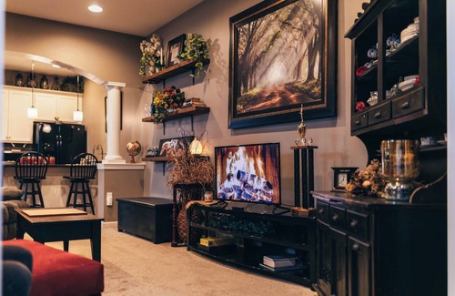 New Holland Apartamento | 1 Mi to Shops & Eats on Main St: New Holland Abode