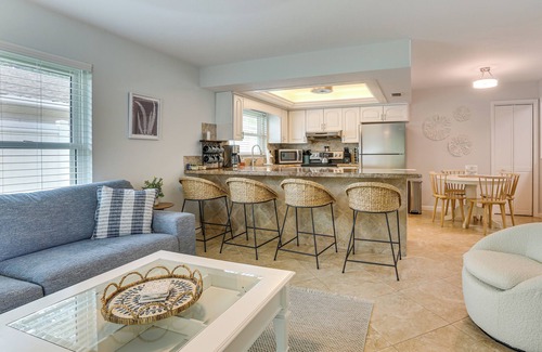 Naples Park Casa | 1 Mi to Vanderbilt Beach! Family Home on 500 Block