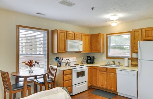 Morgantown Apartamento | 1 Mi to WVU: Morgantown Apartment Near Hospitals